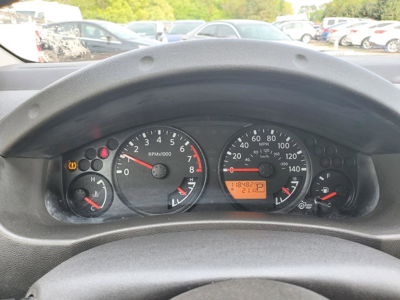 Used 2009 Nissan Frontier SE w/ SE Value Truck Pkg image 19