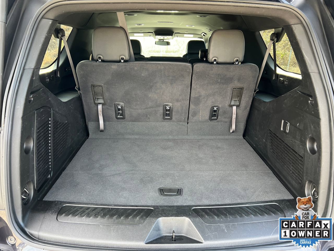 Used 2024 Chevrolet Suburban LT image 23