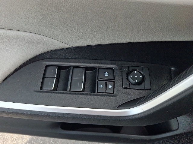 Used 2022 Toyota RAV4 XLE w/ Convenience Package AWD/4WD image 20