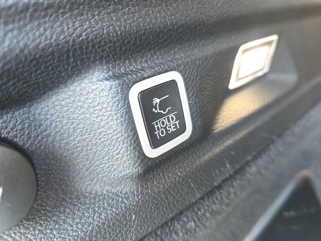 Used 2024 Jeep Grand Cherokee L Summit image 69