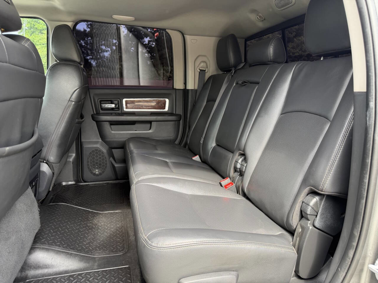Used 2012 RAM 2500 Laramie AWD/4WD image 7