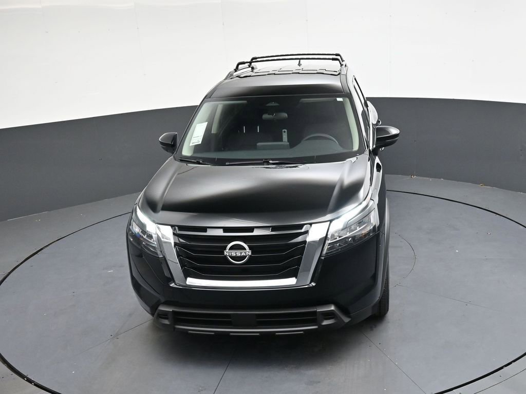 Used 2025 Nissan Pathfinder SV image 27