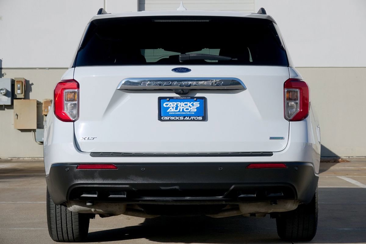Used 2020 Ford Explorer XLT image 16