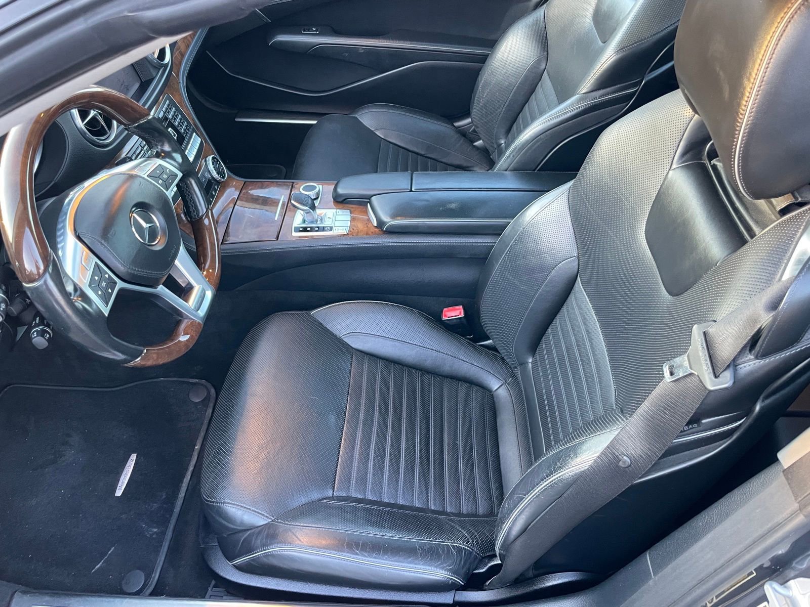 Used 2013 Mercedes-Benz SL 550 image 24