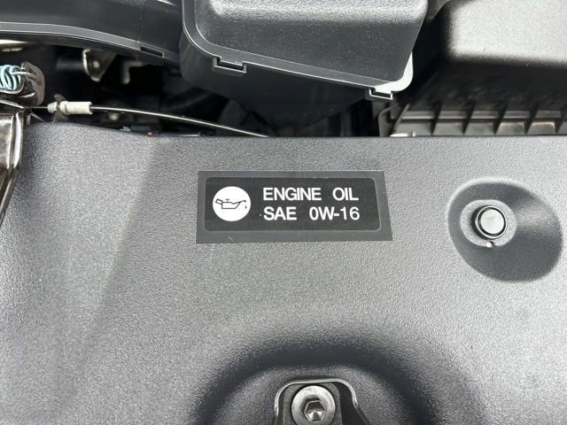 Used 2022 Toyota RAV4 XLE w/ Convenience Package image 14