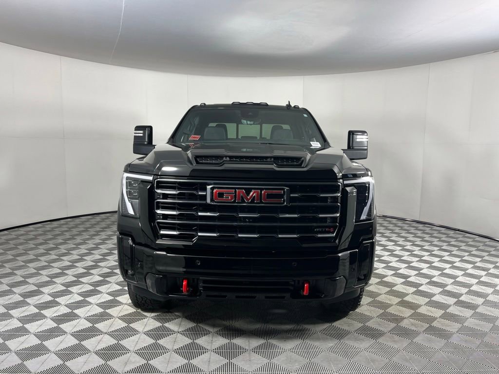 Used 2025 GMC Sierra 3500 AT4 w/ AT4 Premium Plus Package image 7