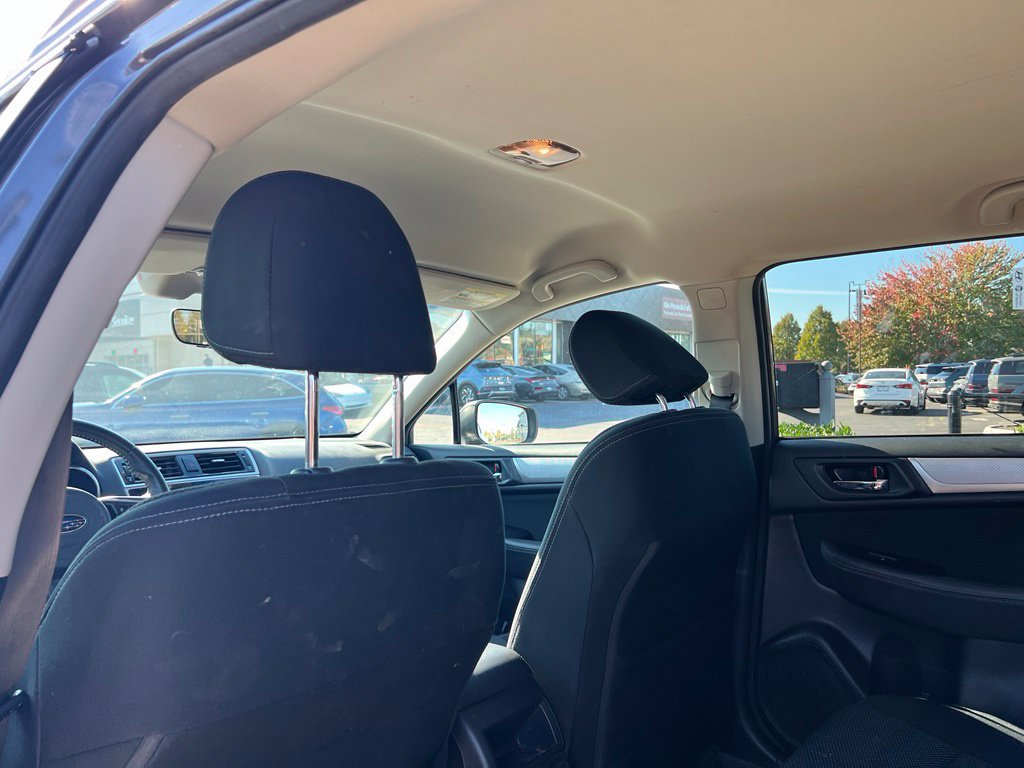 Used 2019 Subaru Outback 2.5i Premium w/ Protection Package #1 AWD/4WD image 11