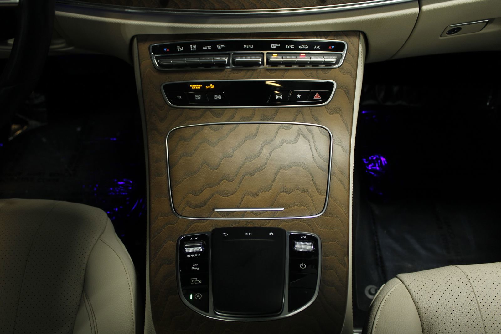 Used 2022 Mercedes-Benz E 350 4MATIC Sedan image 38