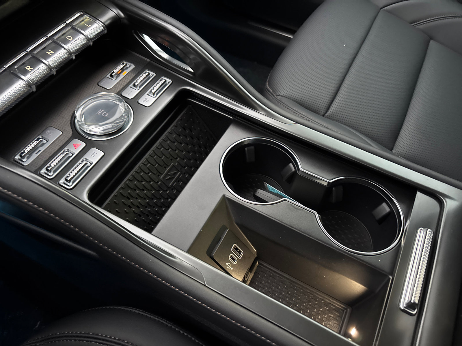 New 2026 Lincoln Nautilus Premier image 25