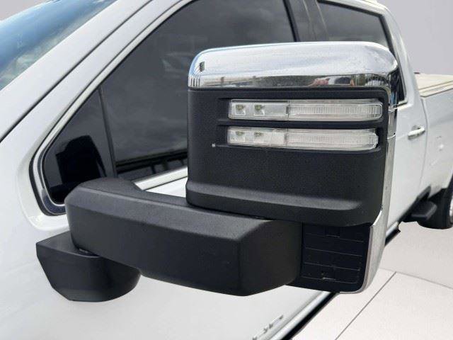 Used 2022 GMC Sierra 3500 Denali AWD/4WD image 14