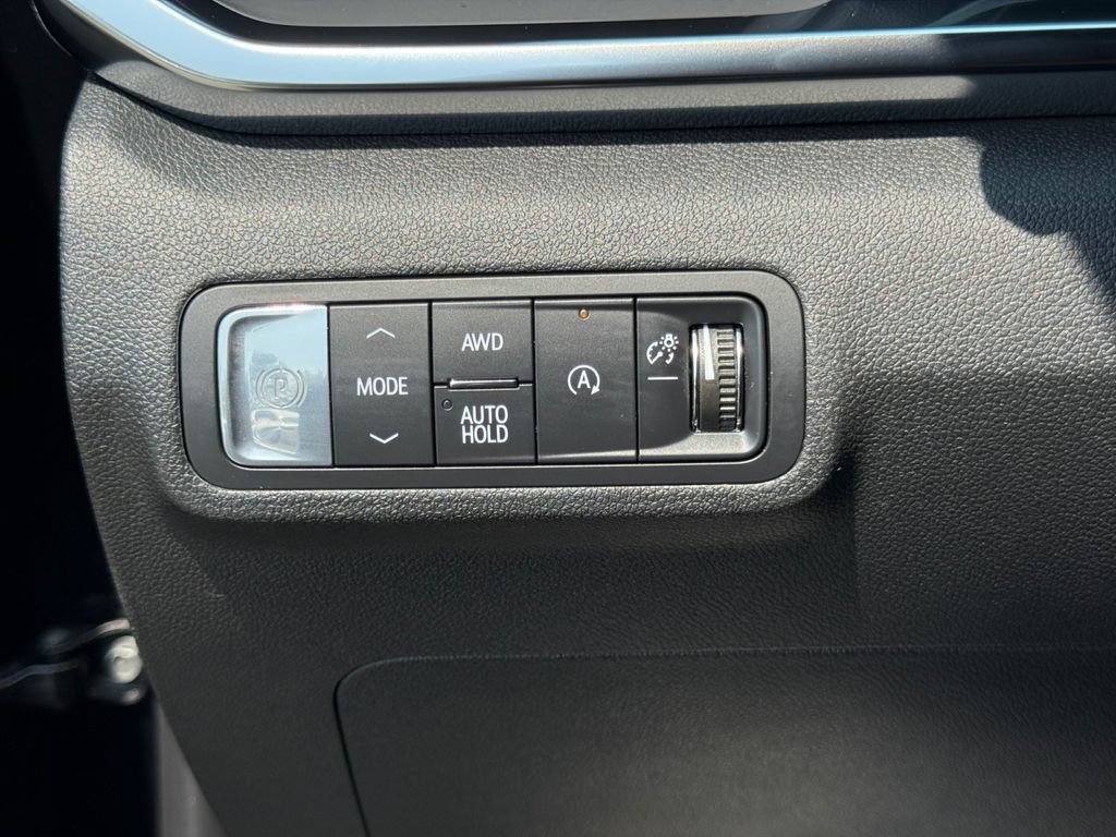 Used 2025 GMC Terrain Elevation w/ Elevation Premium Package AWD/4WD image 22