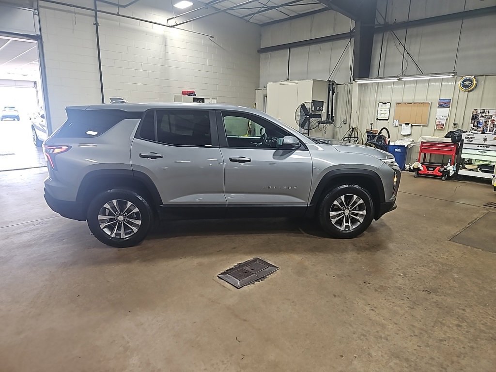 Certified 2025 Chevrolet Equinox LT image 8