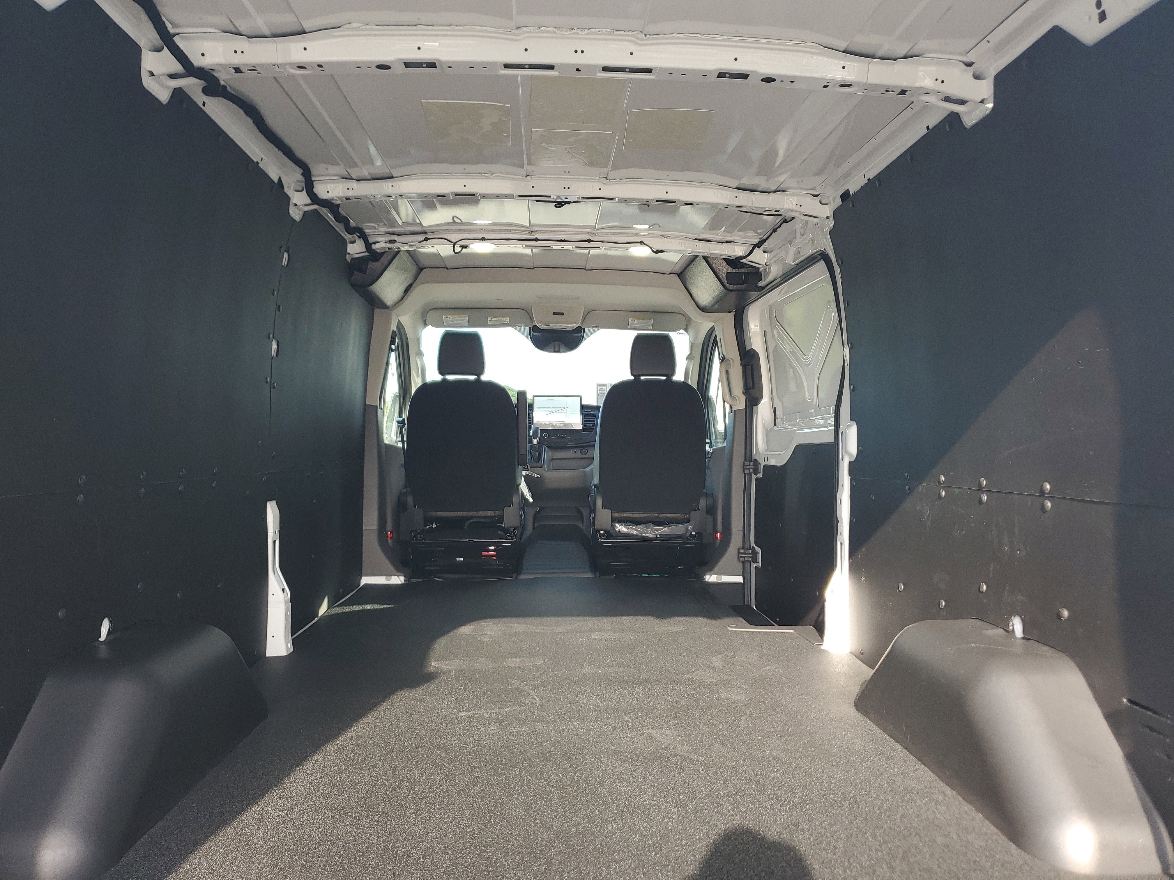 New 2026 Ford Transit 250 Low Roof w/ Load Area Protection Package RWD image 9