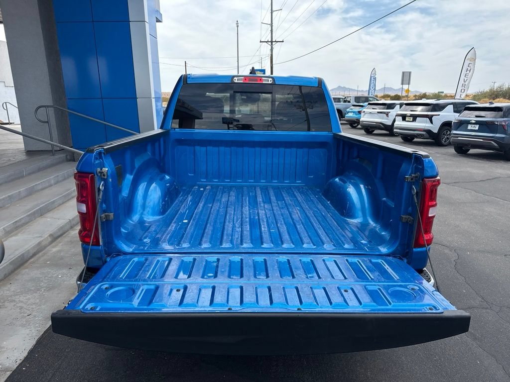 Used 2025 RAM 1500 Big Horn AWD/4WD image 7