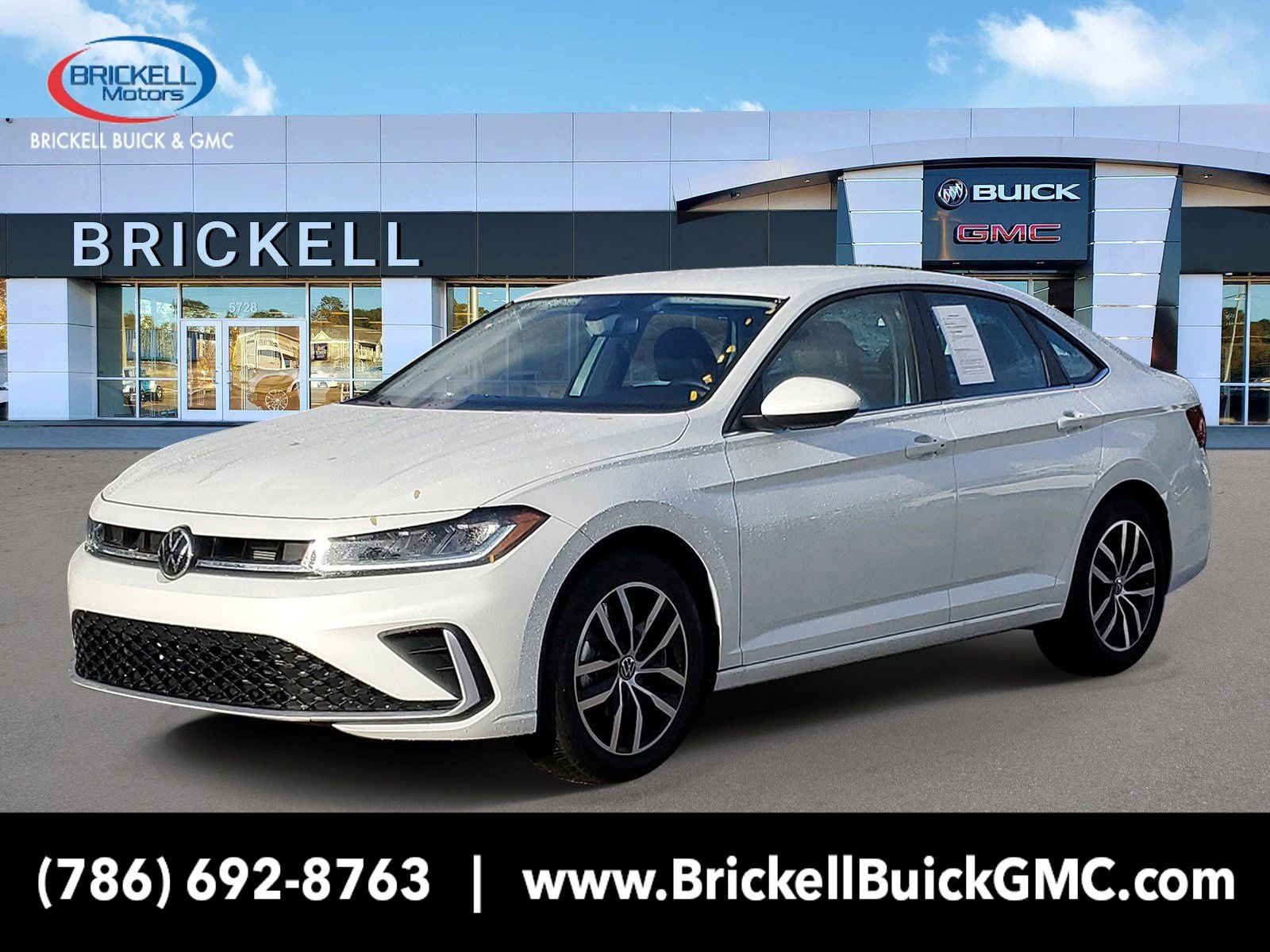 Used 2025 Volkswagen Jetta SE FWD image 1