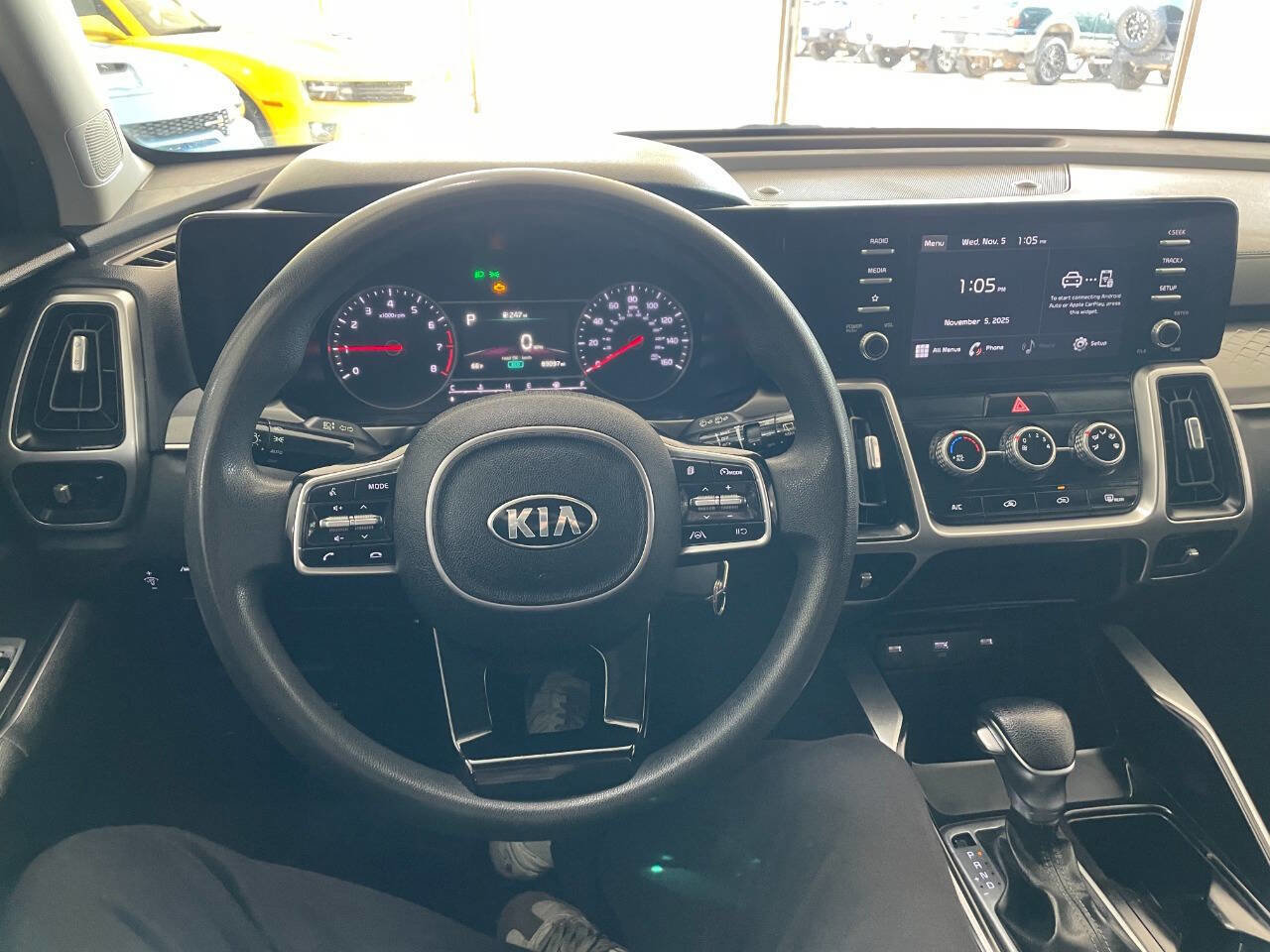Used 2021 Kia Sorento LX image 32