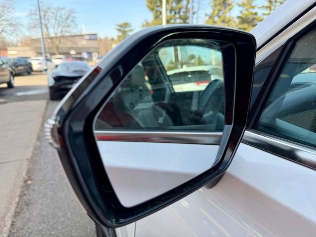 Used 2022 Hyundai Palisade Calligraphy image 9