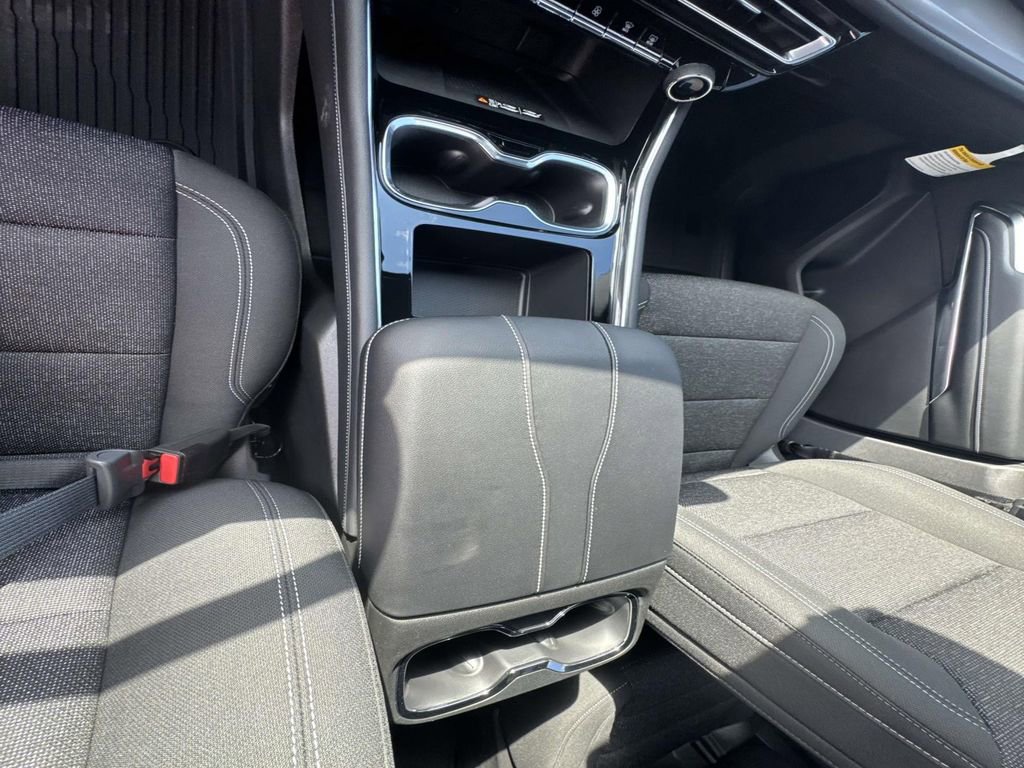 New 2026 Chevrolet Traverse LT image 24