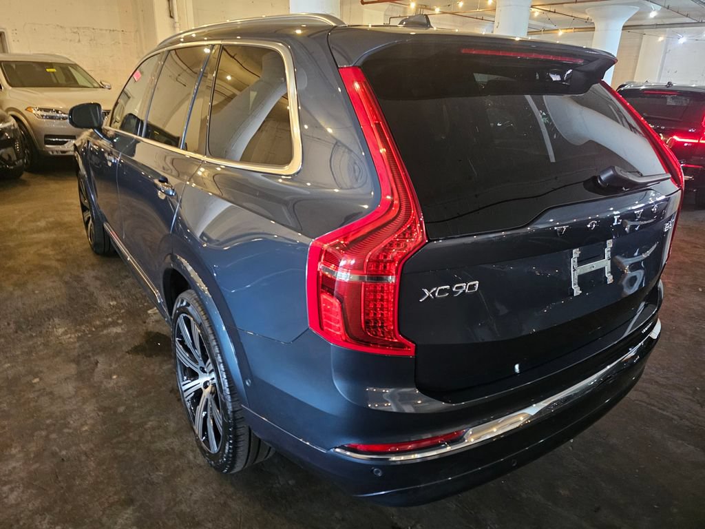 Certified 2024 Volvo XC90 B6 Ultimate AWD/4WD image 2