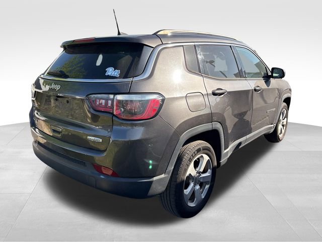 Used 2019 Jeep Compass Latitude image 3