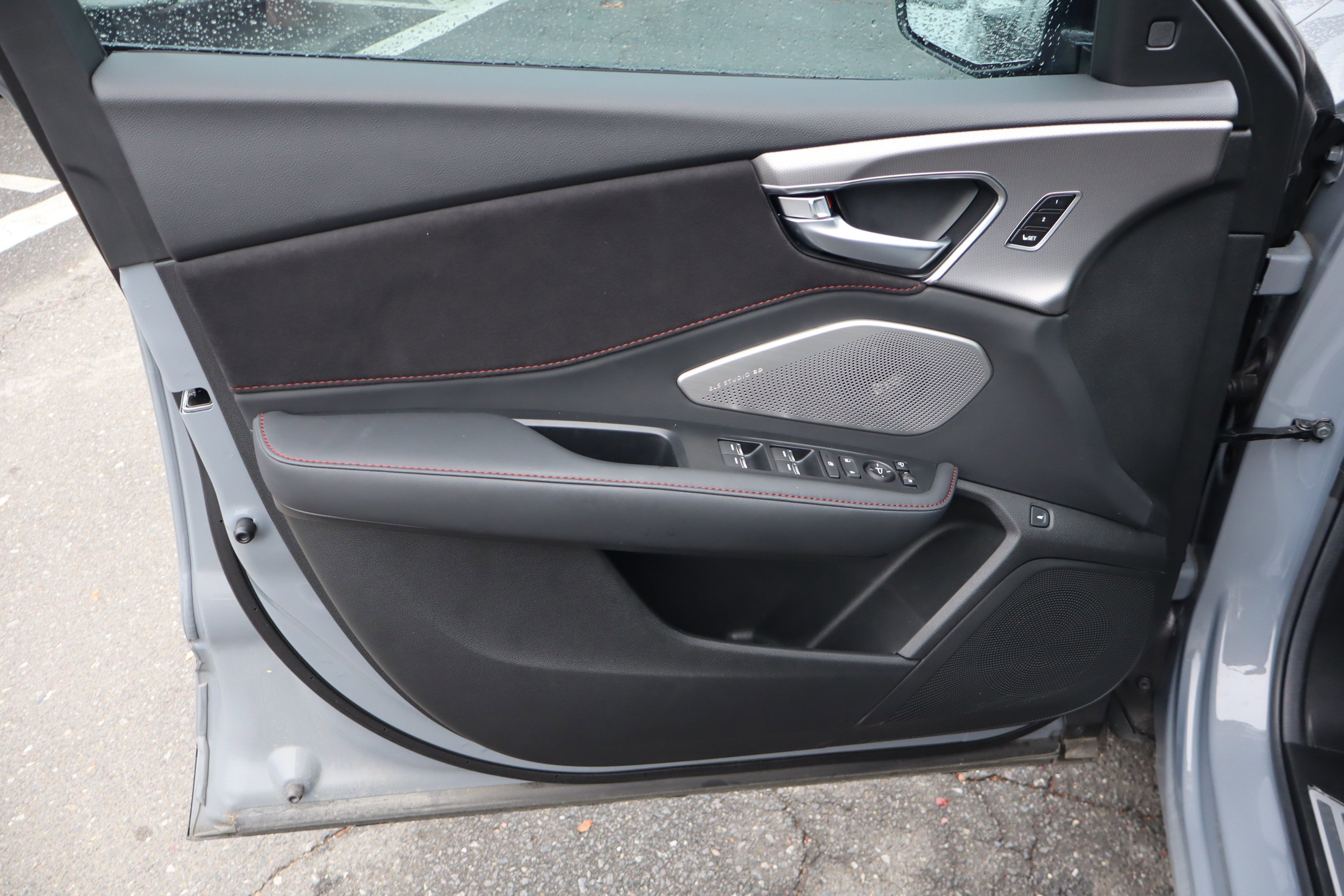 Used 2025 Acura RDX A-Spec image 17