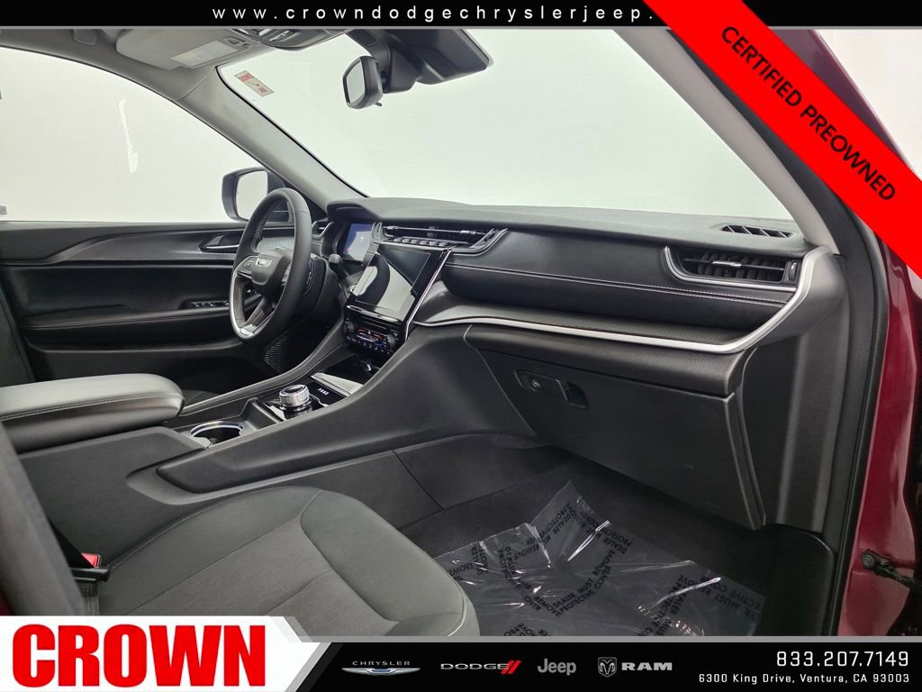 Certified 2023 Jeep Grand Cherokee Laredo image 12