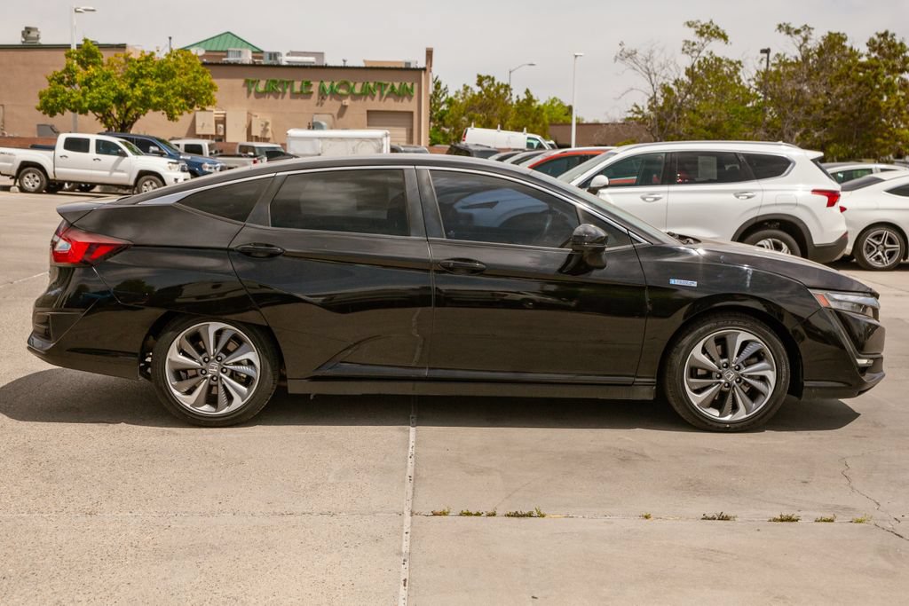Used 2018 Honda Clarity Touring image 4