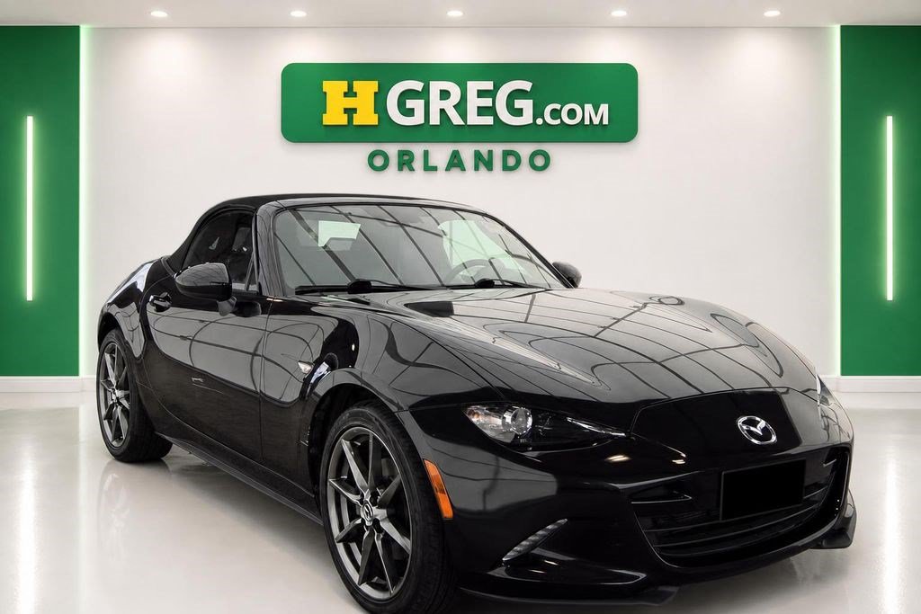 Used 2016 MAZDA MX-5 Miata Grand Touring RWD image 2