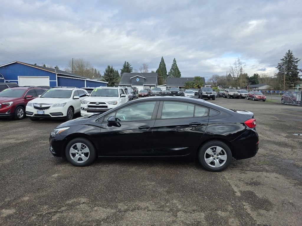 Used 2016 Chevrolet Cruze LS image 8