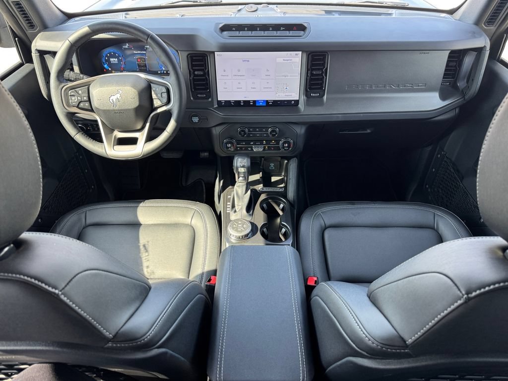 Used 2025 Ford Bronco Badlands AWD/4WD image 10