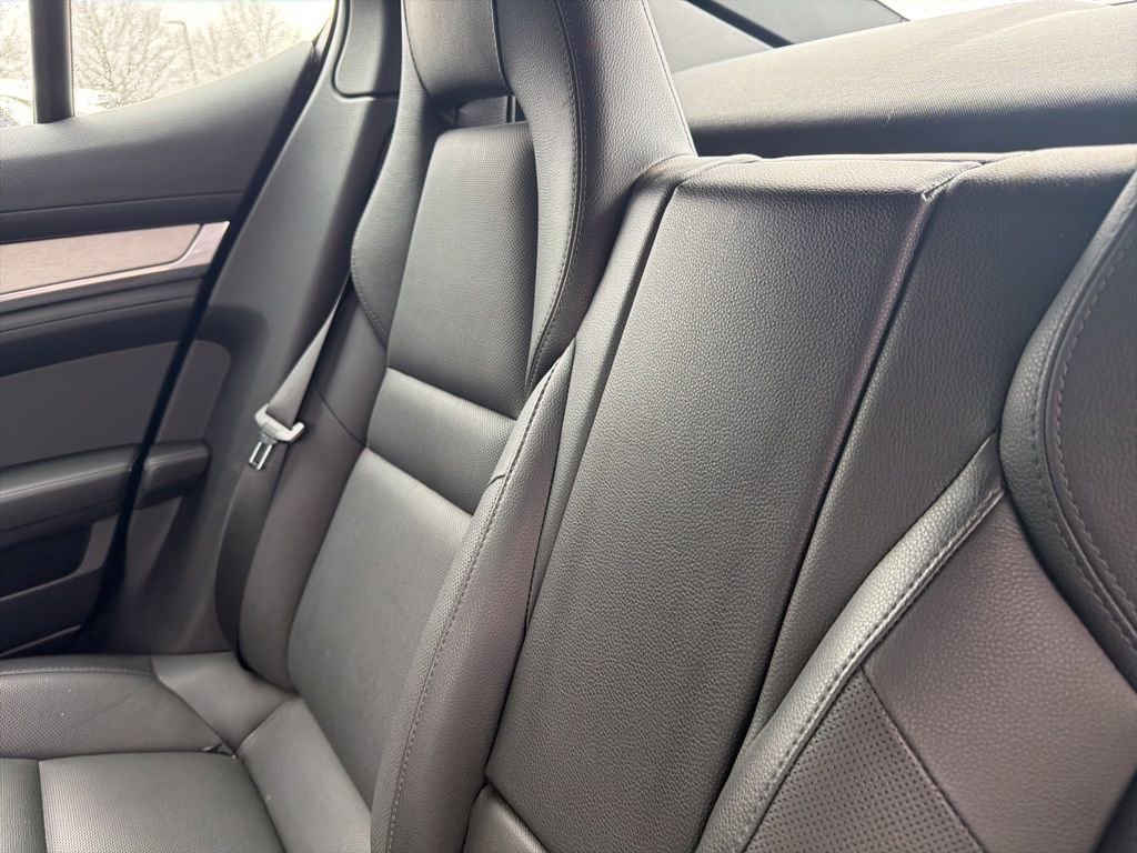 Used 2015 Porsche Panamera 4 AWD/4WD image 51