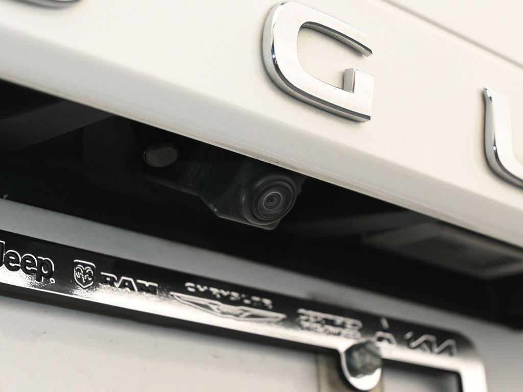 Used 2023 Nissan Rogue SV image 37