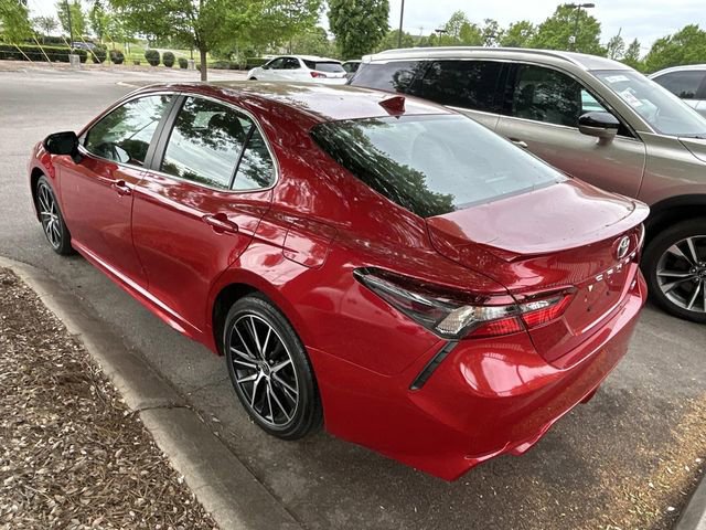 Used 2023 Toyota Camry SE w/ Audio Upgrade Package FWD image 2