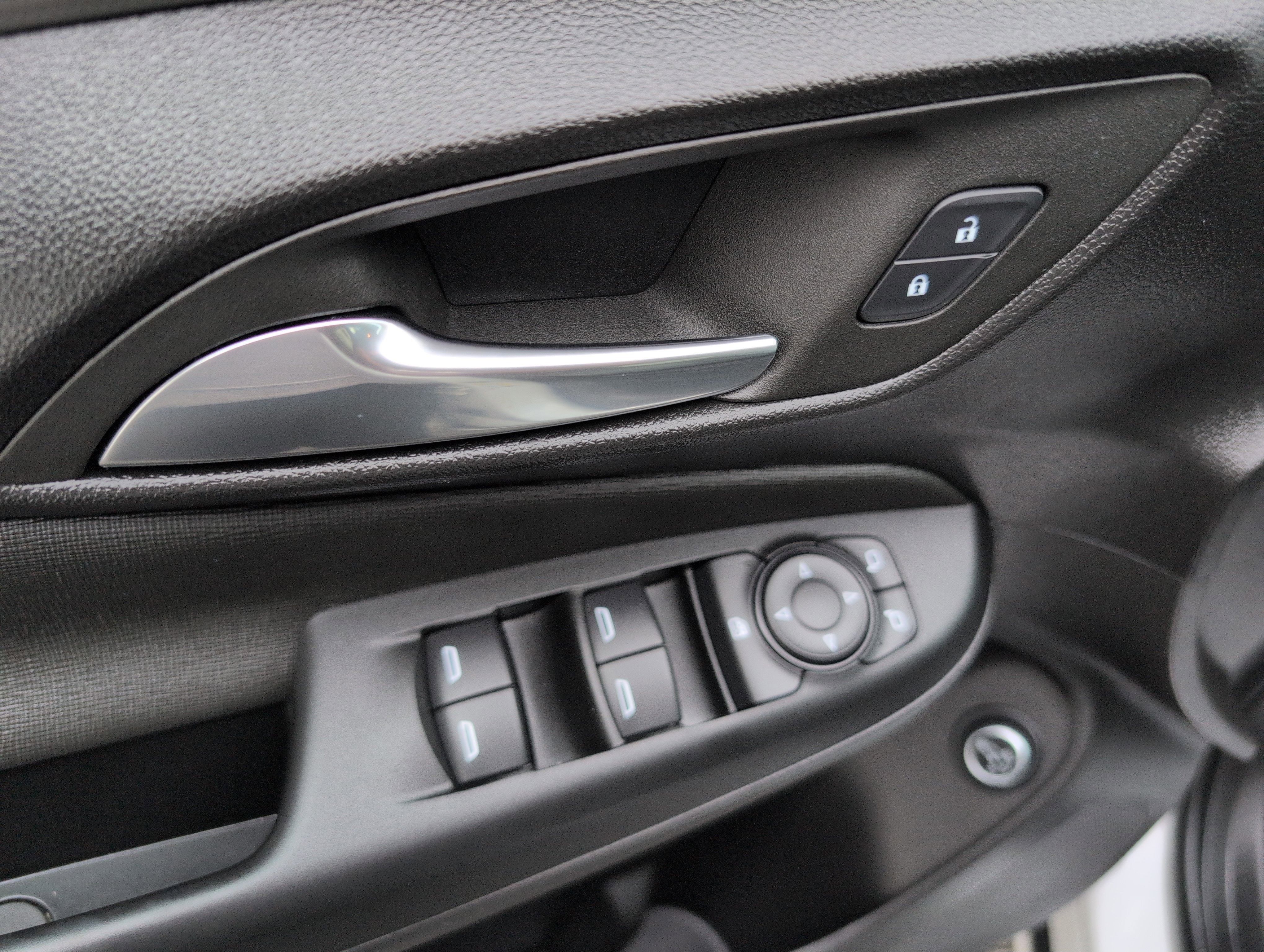 Used 2024 Buick Envista Avenir image 14