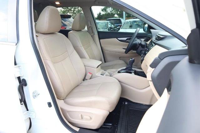 Used 2020 Nissan Rogue SL w/ Premium Package FWD image 26