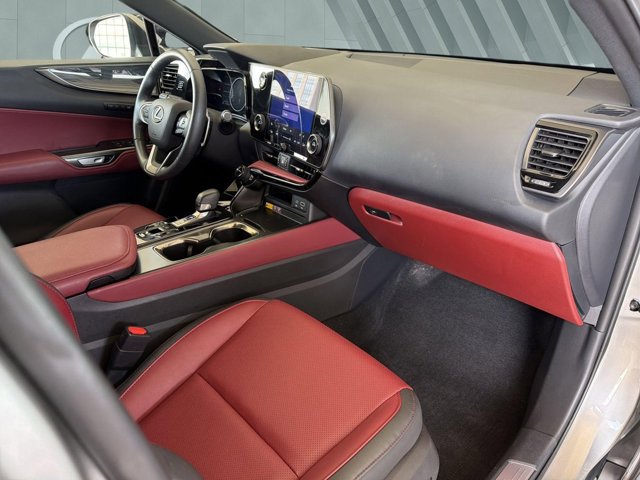 Certified 2025 Lexus NX 250 FWD w/ Towing Package (2000 Lbs) image 26