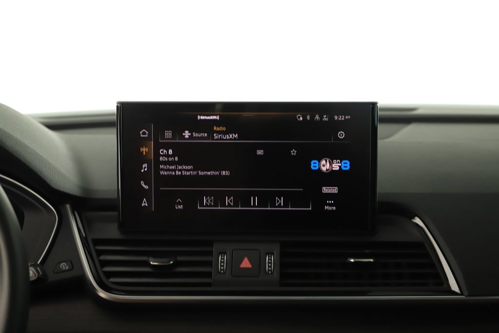 Certified 2024 Audi Q5 e Premium w/ Convenience Package AWD/4WD image 19