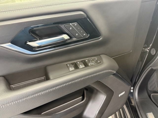 Used 2025 GMC Yukon Denali image 18