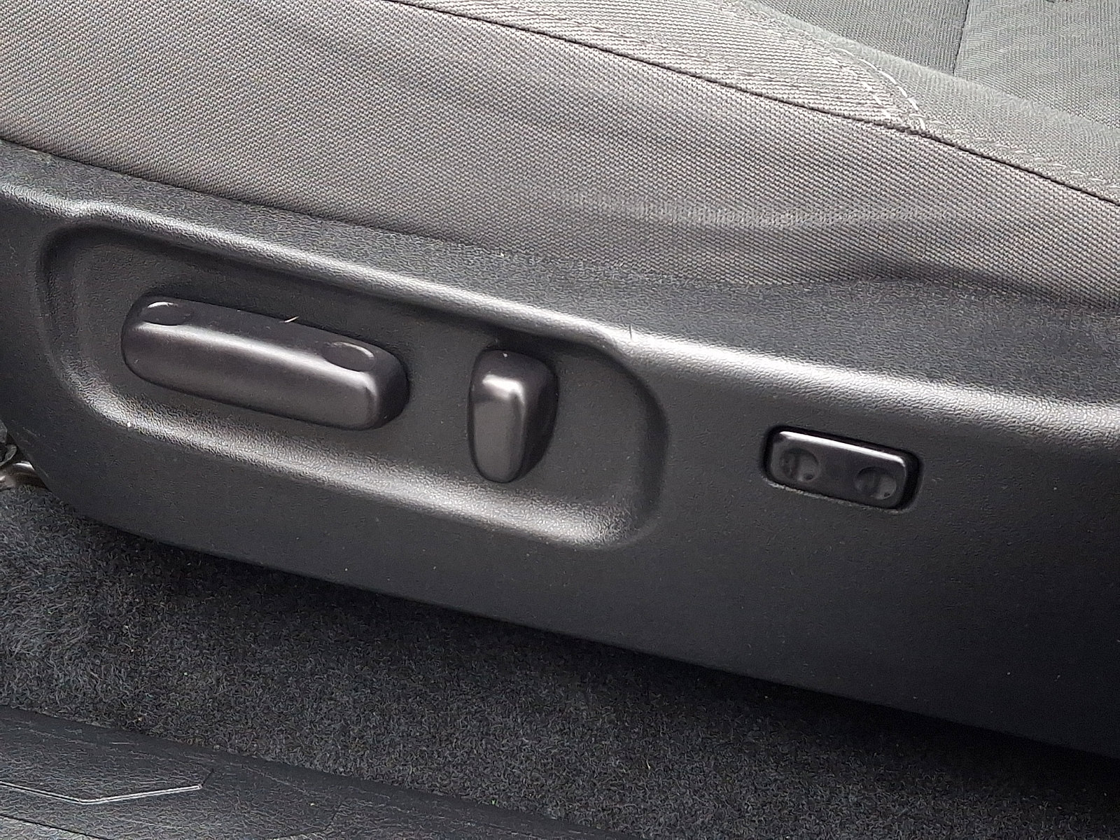 Used 2020 Toyota Tacoma SR5 image 28