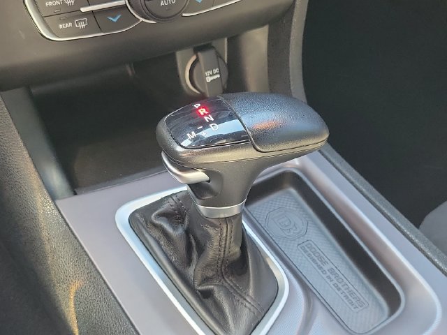 Used 2023 Dodge Charger R/T w/ Performance Handling Group RWD image 29
