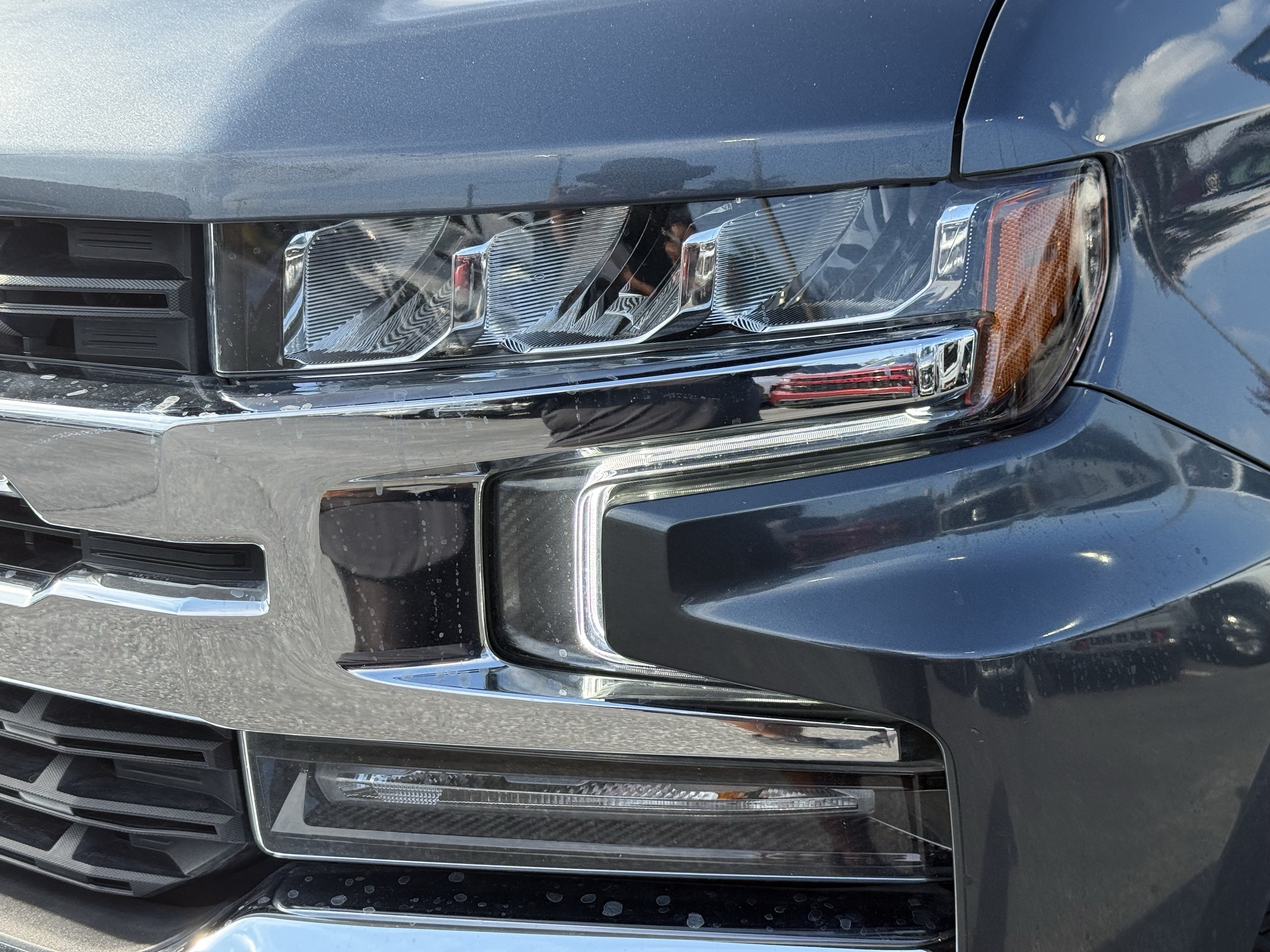 Used 2022 Chevrolet Silverado 1500 LT AWD/4WD image 6