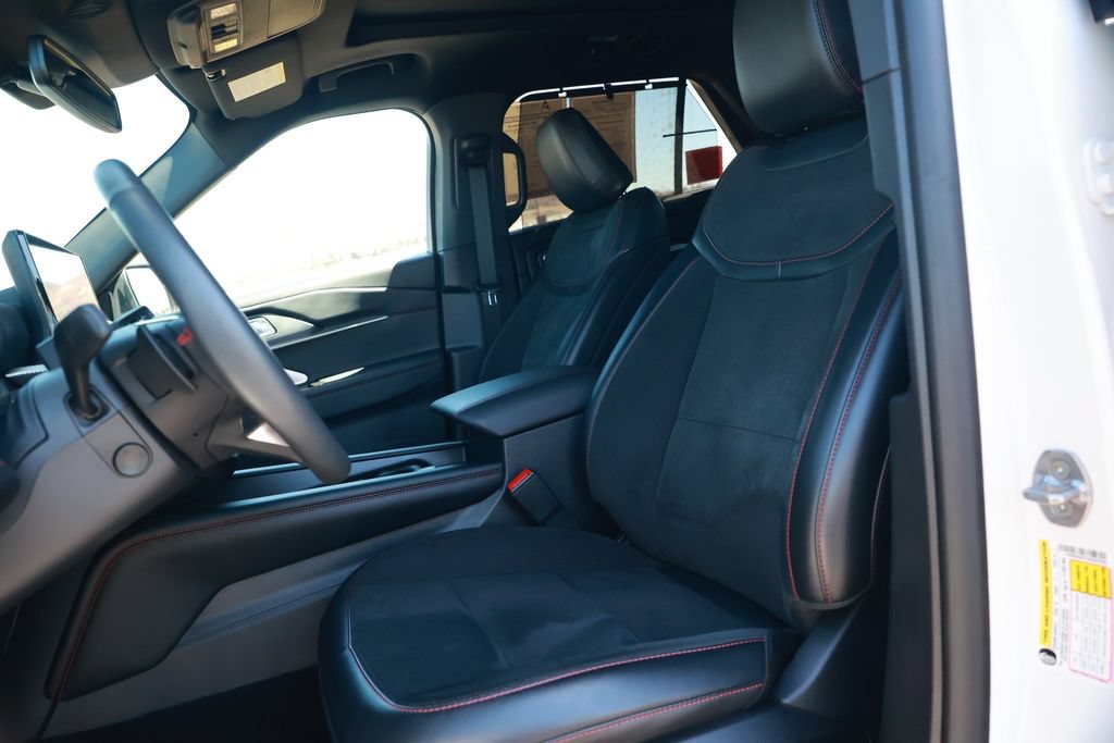 Used 2025 Ford Explorer ST AWD/4WD image 20
