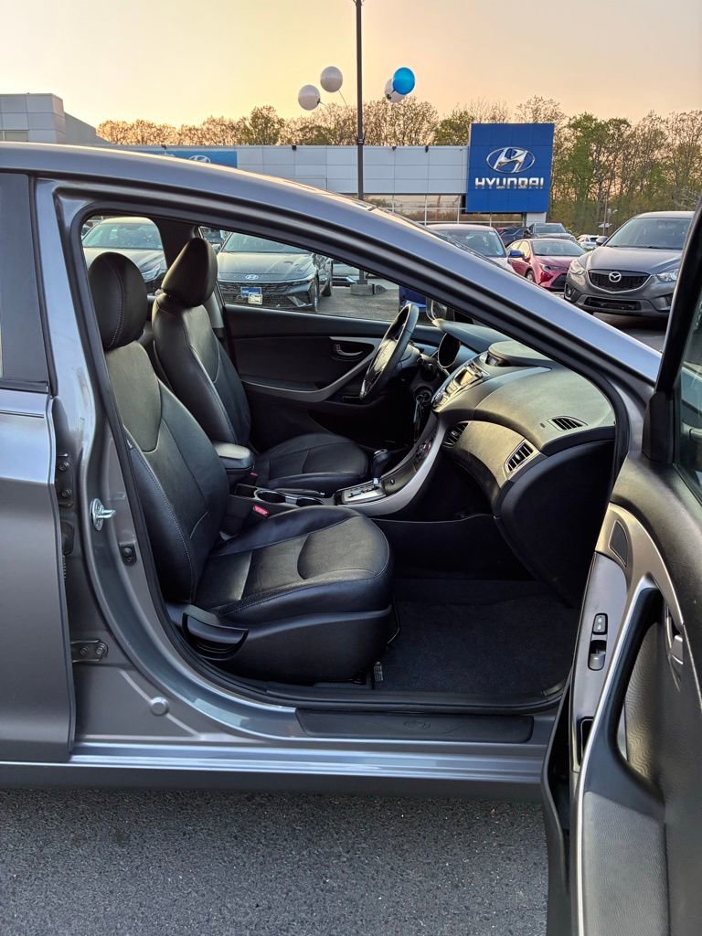 Used 2013 Hyundai Elantra Limited FWD image 18