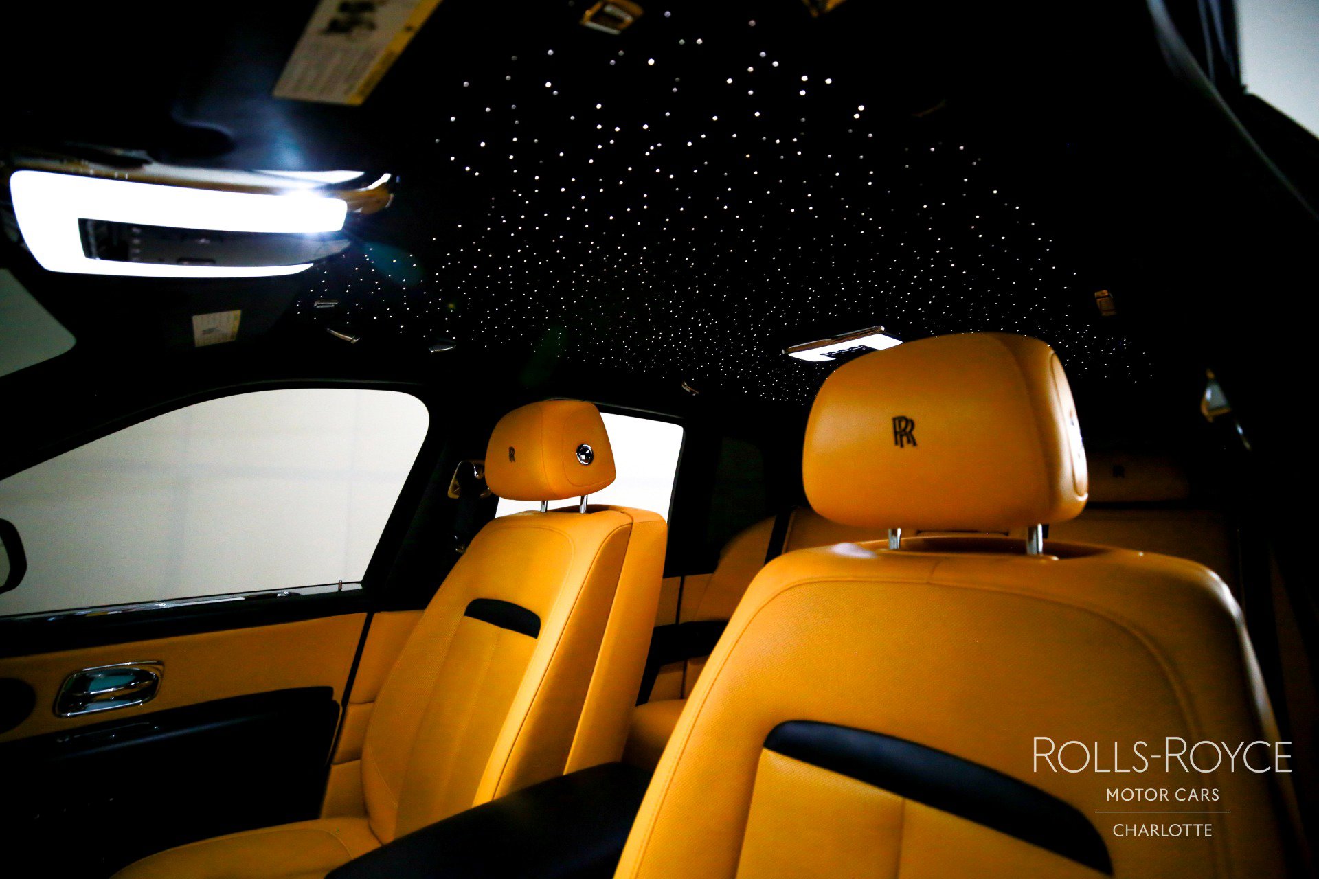 Used 2022 Rolls-Royce Cullinan image 12