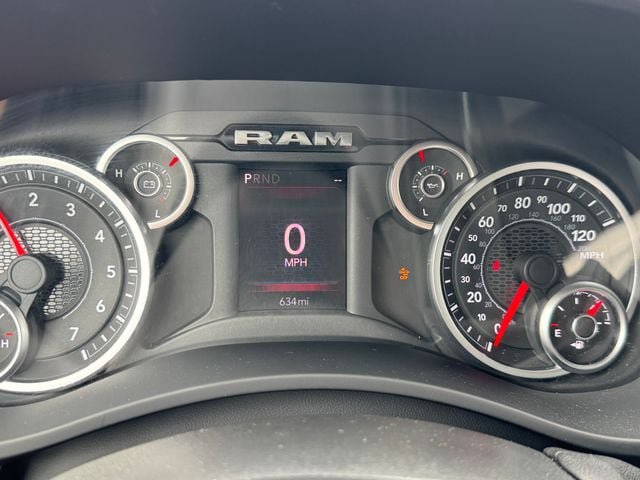 New 2026 RAM 2500 Big Horn AWD/4WD image 42