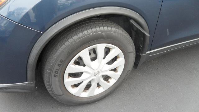 Used 2015 Nissan Rogue S image 7