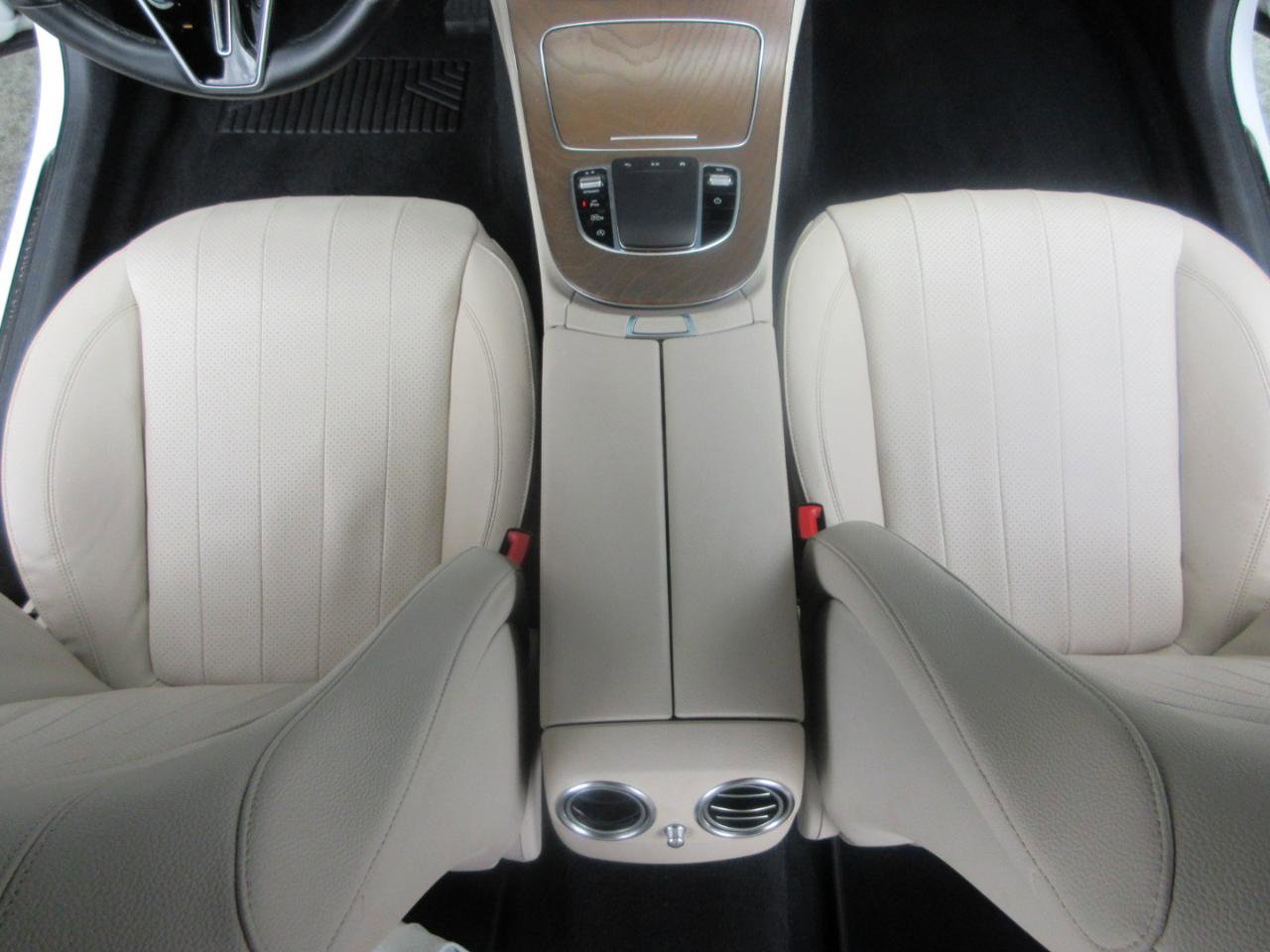 Used 2021 Mercedes-Benz E 350 Sedan image 16