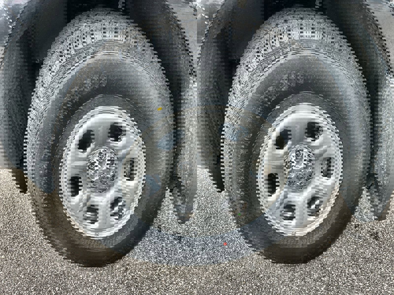 Used 2020 Nissan Frontier S w/ S Utility Package image 13