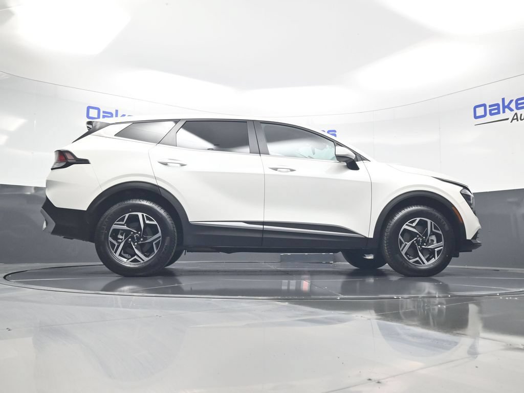Certified 2024 Kia Sportage LX AWD/4WD image 44