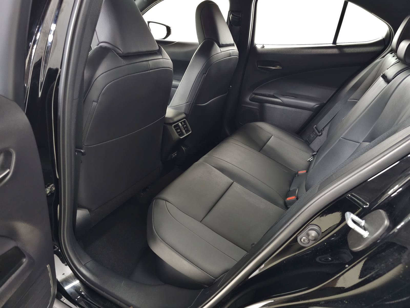 Certified 2024 Lexus UX 250h AWD w/ Premium Package image 29